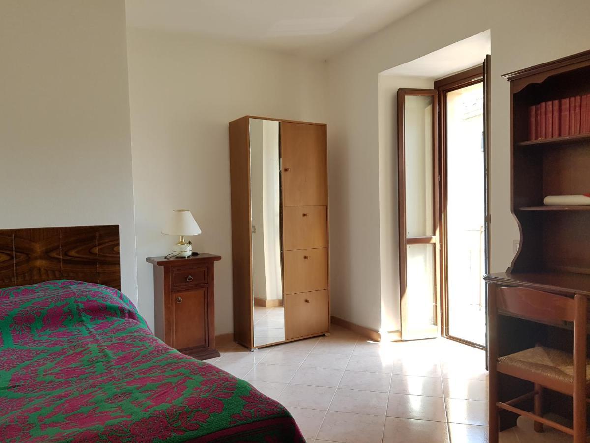 Mille Papaveri Rossi Casa Di Angela Serravalle di Chienti Exterior photo